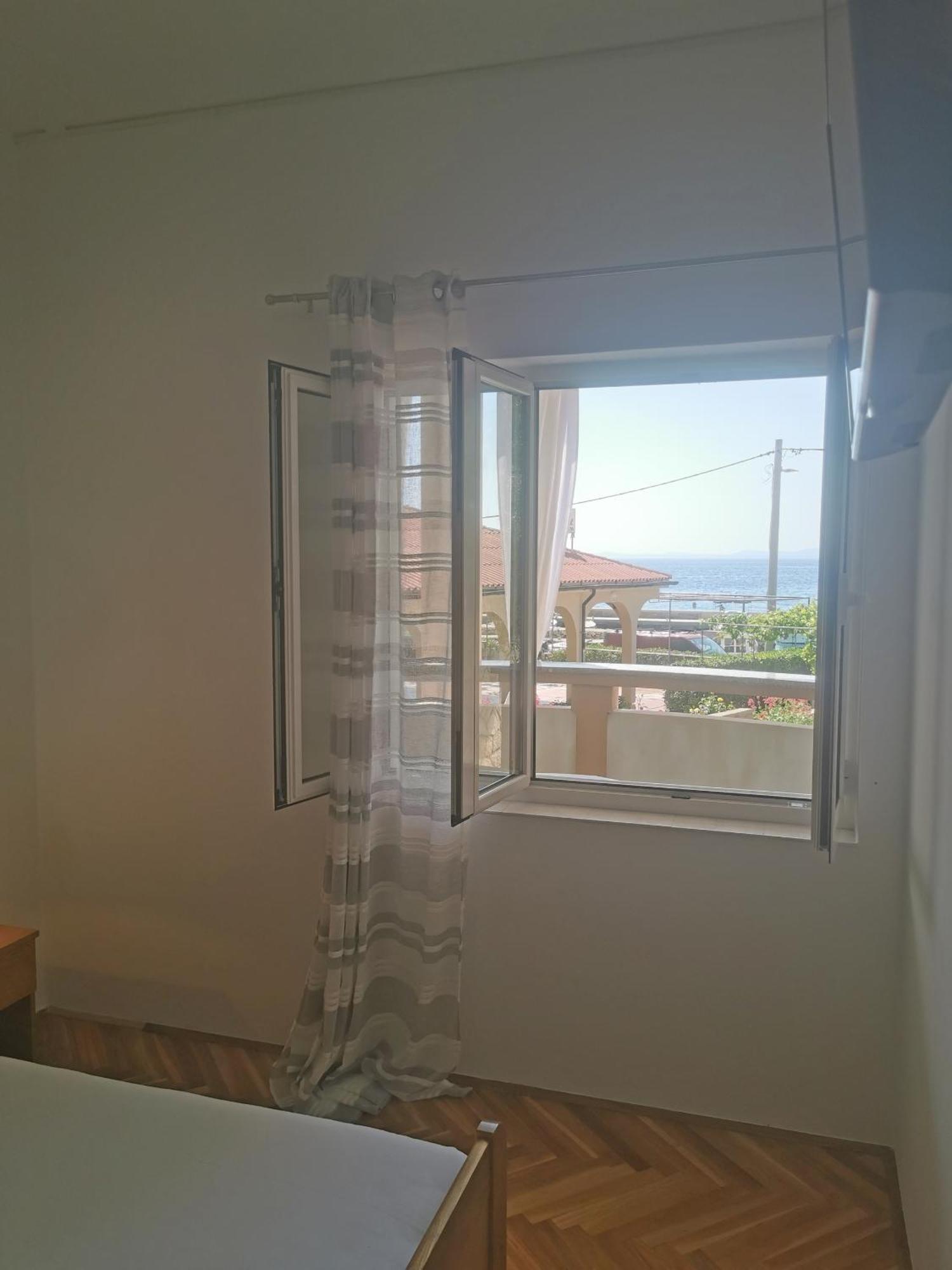 Apartments By The Sea Jakisnica, Pag - 21384 Lun  Chambre photo